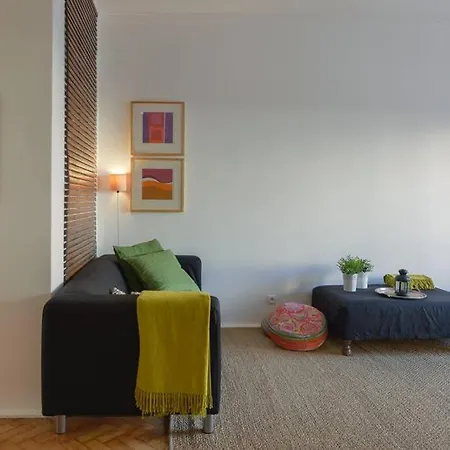 @sholubi - Charming, Quiet & Cozy! *